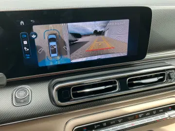 Mercedes-Benz V300 4-MATIC AVANTGARDE AMG DISTRONIC