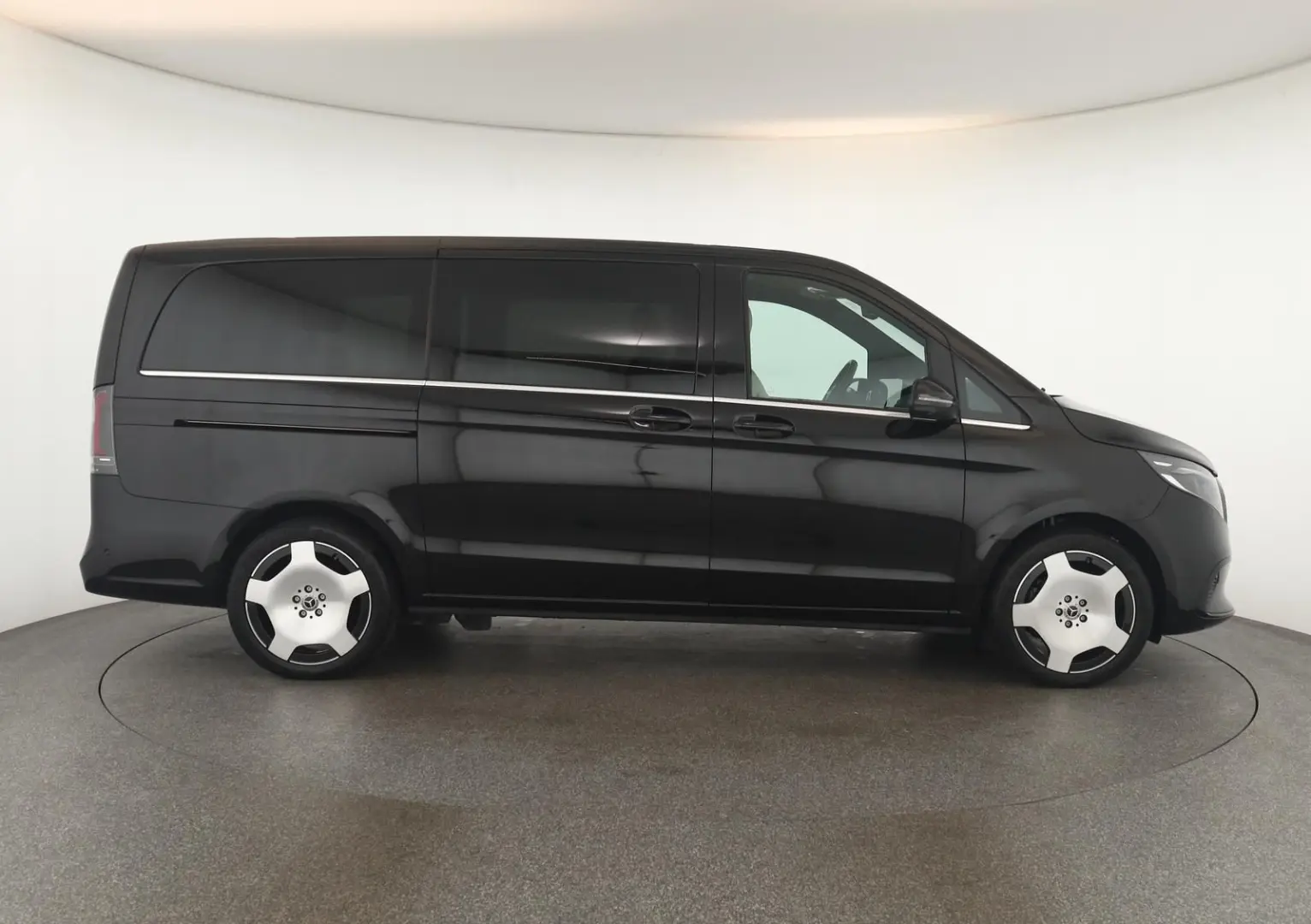 Mercedes-Benz V 300 d 4M lang AVANTGARDE 7S Pano