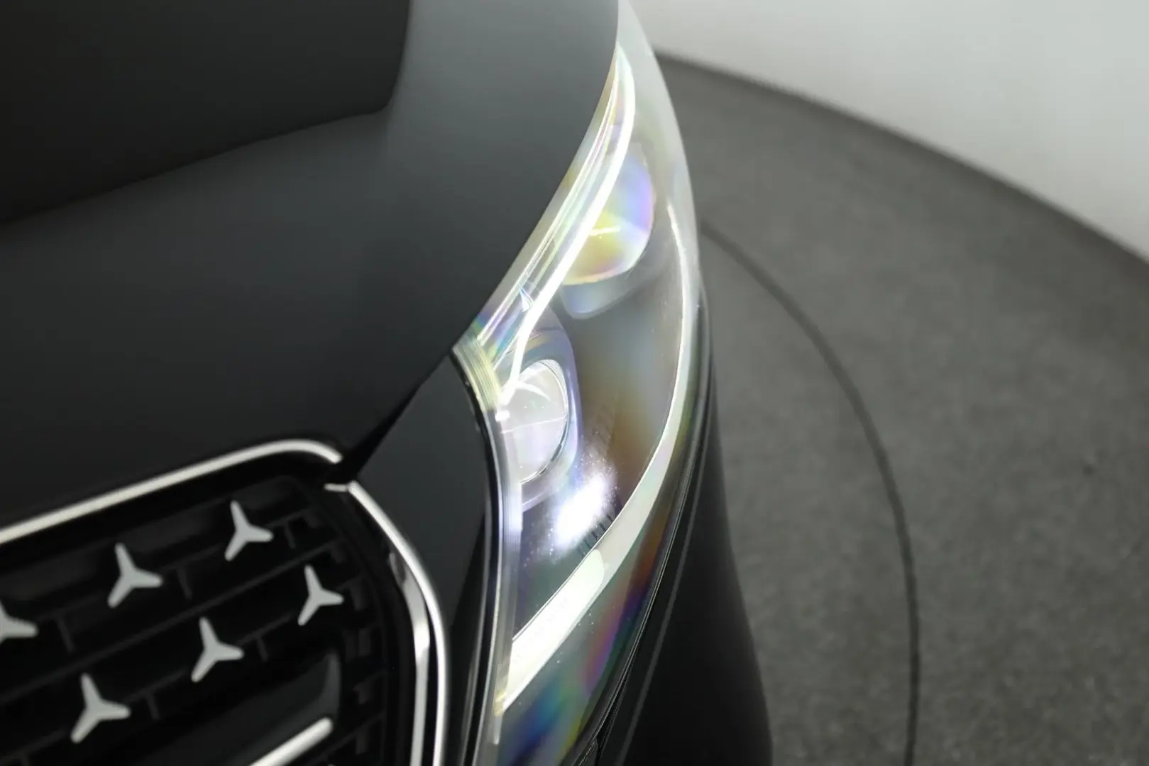 Mercedes-Benz V 300 d 4M lang AVANTGARDE 7S Pano