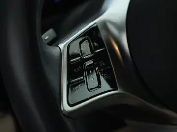 Mercedes-Benz V 300 d 4M lang AVANTGARDE 7S Pano