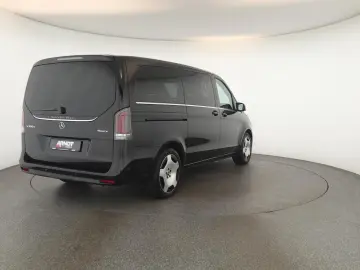 Mercedes-Benz V 300 d 4M lang AVANTGARDE 7S Pano