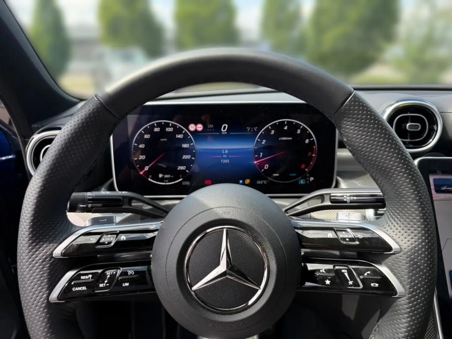 C 300 *AMG*NIGHT*AHK*MEMO*PANO*360°KAMERA*