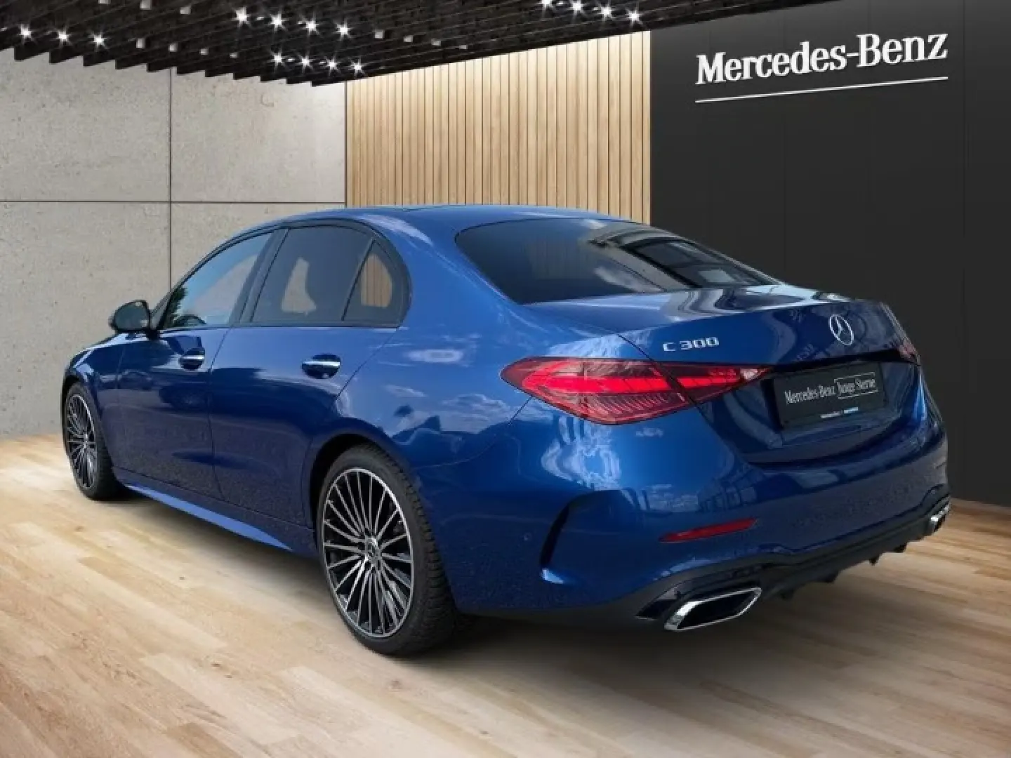 C 300 *AMG*NIGHT*AHK*MEMO*PANO*360°KAMERA*