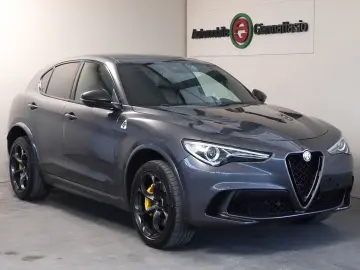 Alfa Romeo Stelvio Quadrifoglio Q4 Top