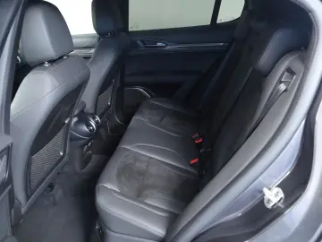 Alfa Romeo Stelvio Quadrifoglio Q4 Top