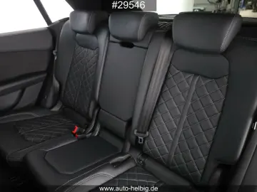 Audi SQ8 4.0 TFSI quattro #Black#22Z#Pano