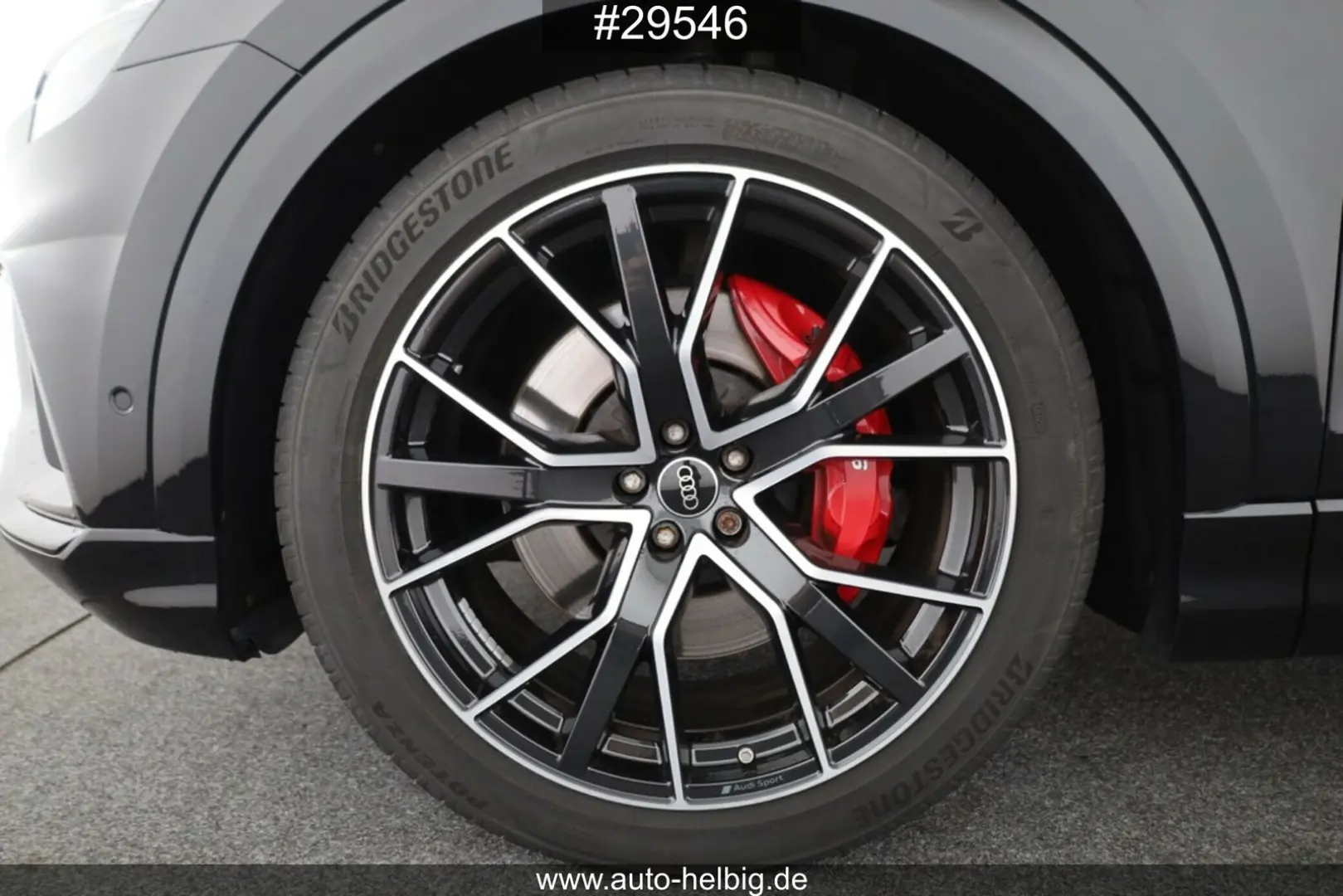 Audi SQ8 4.0 TFSI quattro #Black#22Z#Pano