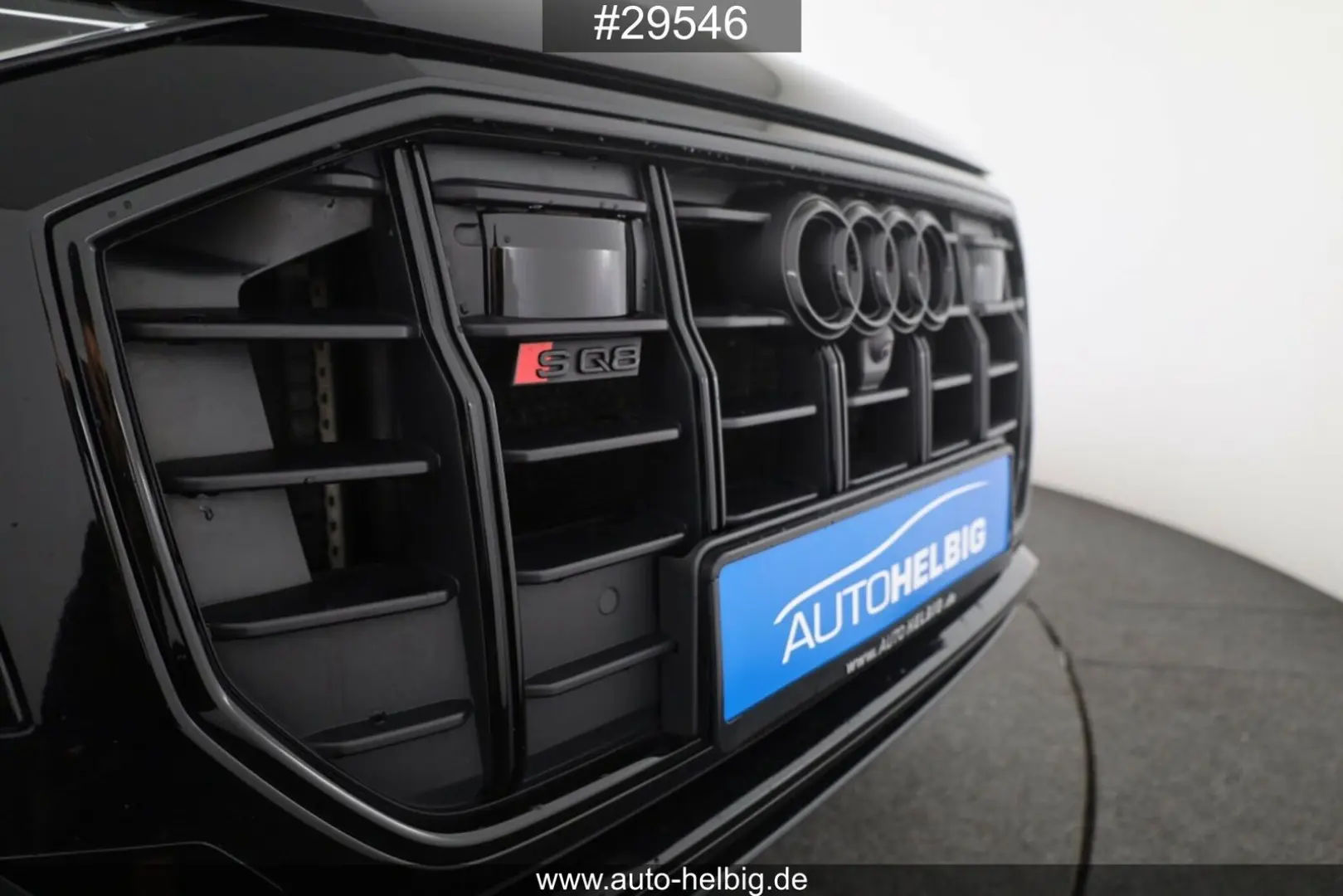 Audi SQ8 4.0 TFSI quattro #Black#22Z#Pano