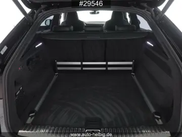 Audi SQ8 4.0 TFSI quattro #Black#22Z#Pano