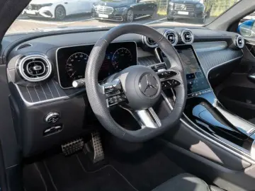 GLC 200 4MATIC °AMG°AHK°DIGITALLIGHT°PANO°360CA°