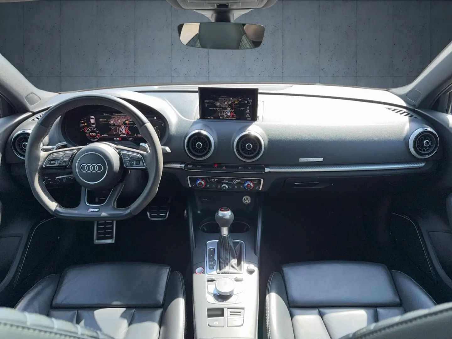 Audi RS 3 Limousine Matrix/B&O/Pano/RS-Aga/M-Ride