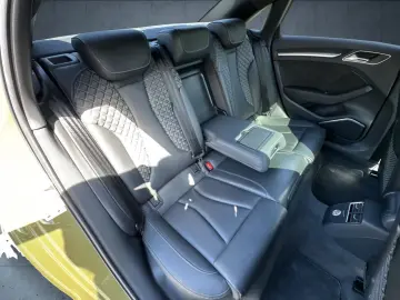 Audi RS 3 Limousine Matrix/B&O/Pano/RS-Aga/M-Ride