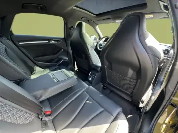 Audi RS 3 Limousine Matrix/B&O/Pano/RS-Aga/M-Ride