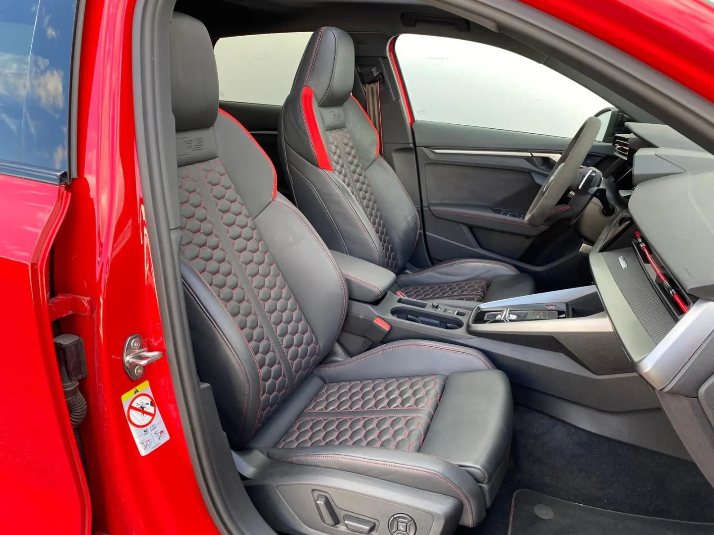 Audi RS3*MATRIX*PANO*SPORT*KEYLESS*