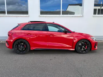Audi RS3*MATRIX*PANO*SPORT*KEYLESS*