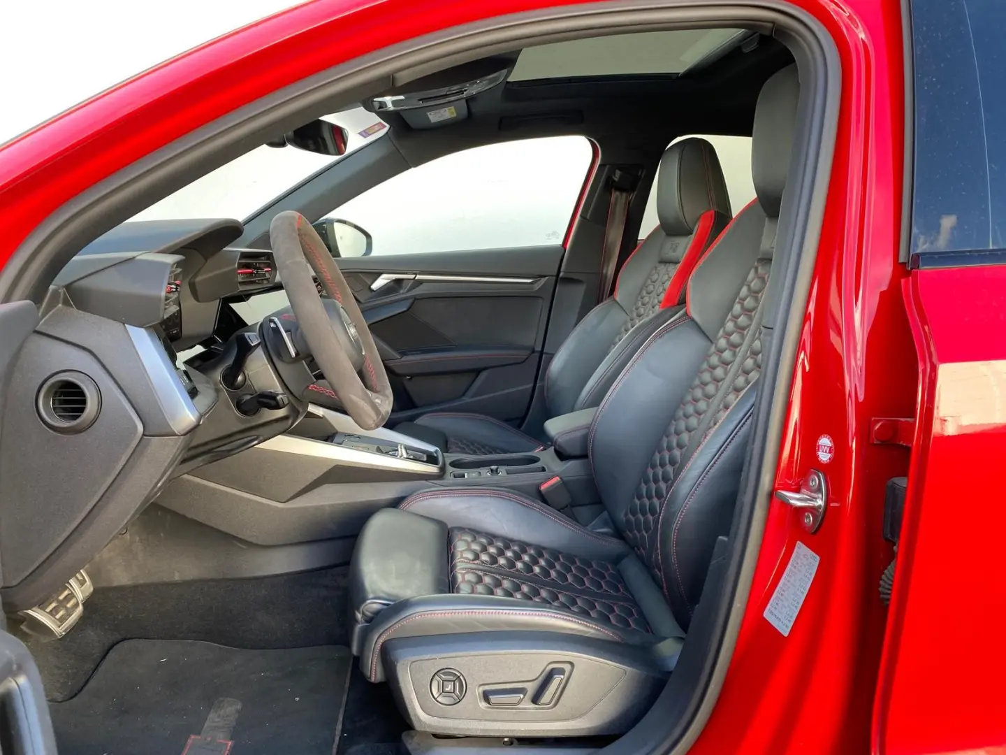 Audi RS3*MATRIX*PANO*SPORT*KEYLESS*