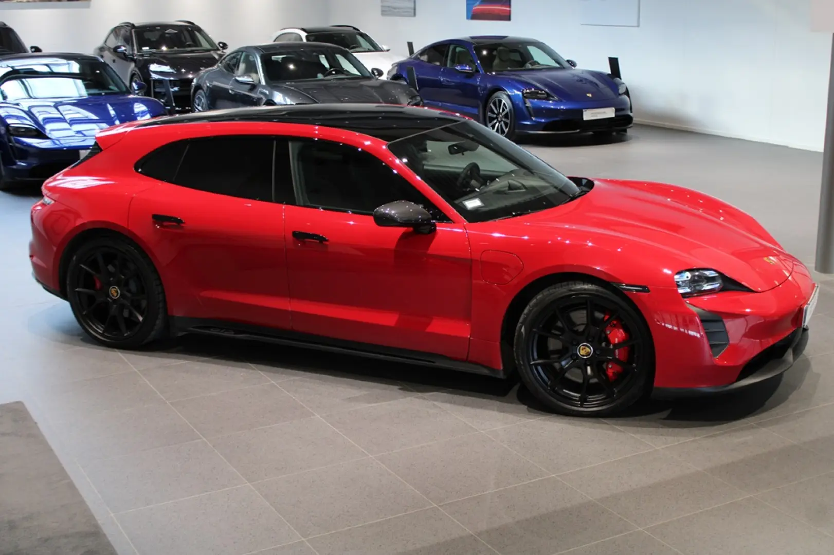 Porsche Taycan GTS Sport Turismo