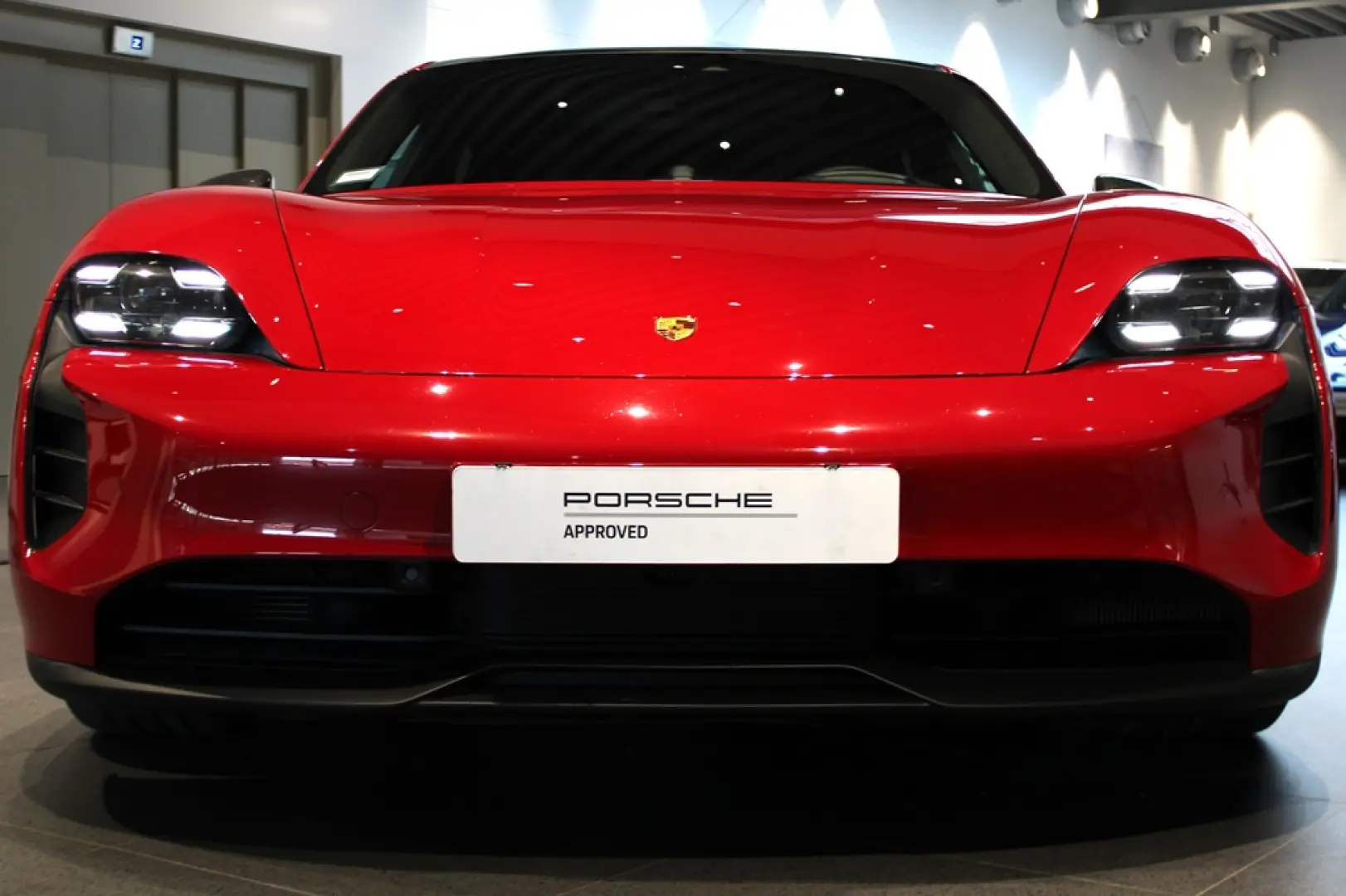 Porsche Taycan GTS Sport Turismo