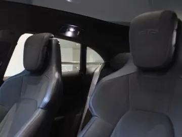 Porsche Taycan GTS Sport Turismo
