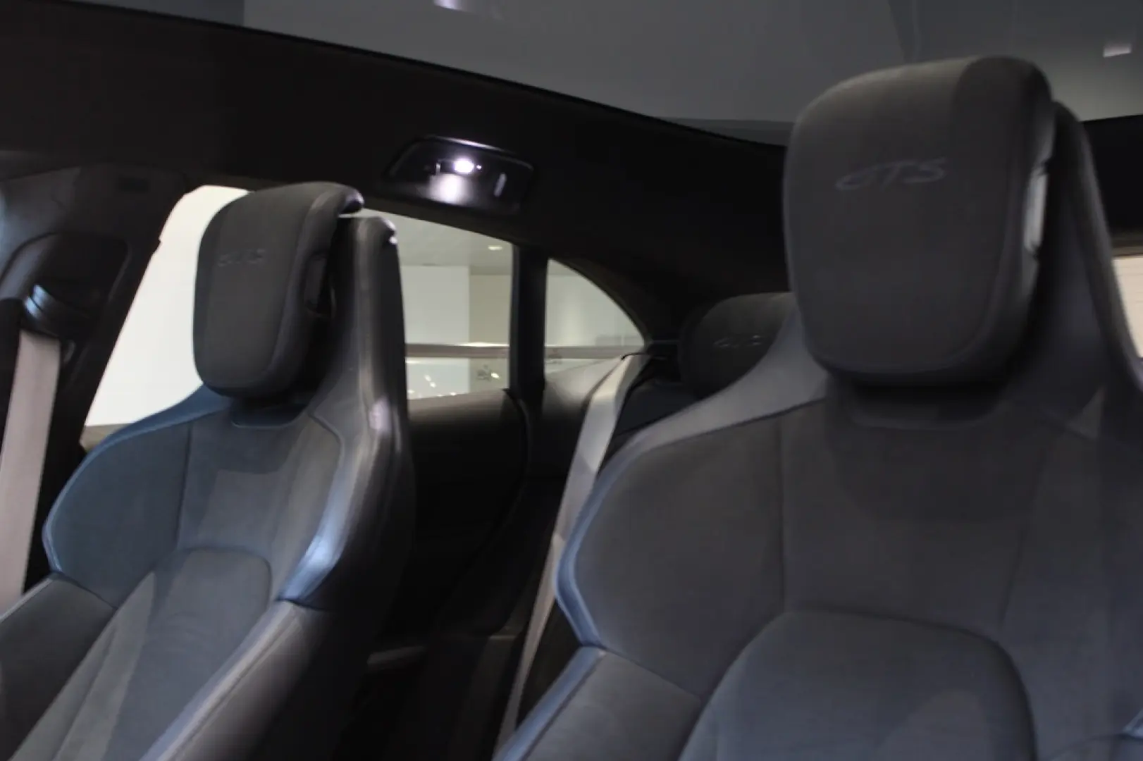 Porsche Taycan GTS Sport Turismo