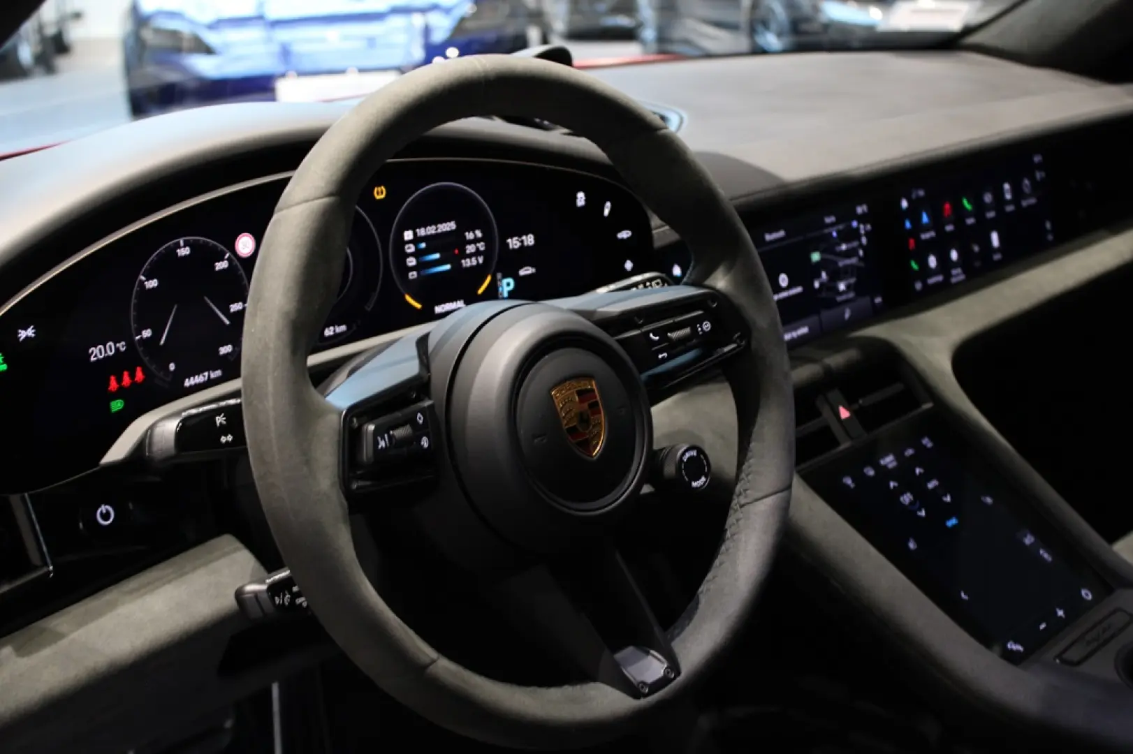 Porsche Taycan GTS Sport Turismo