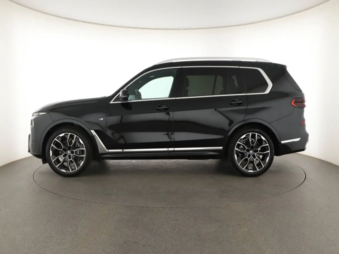 X7