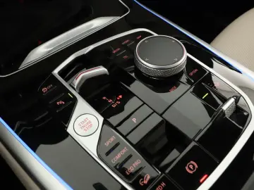 X7