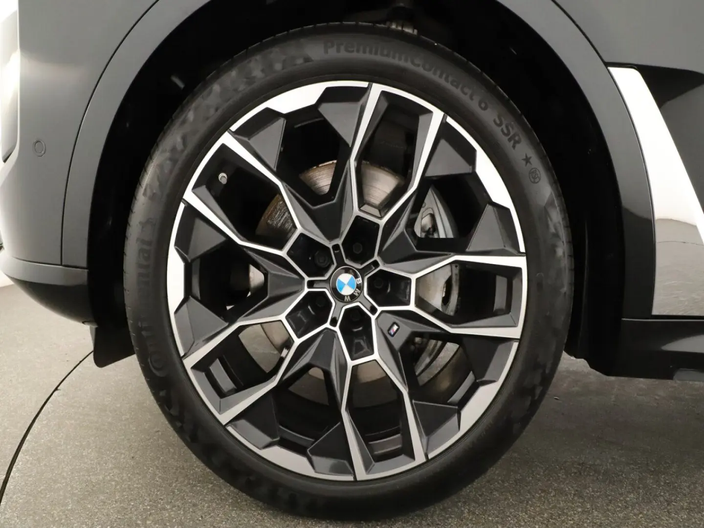 X7