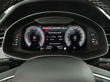 Q8
