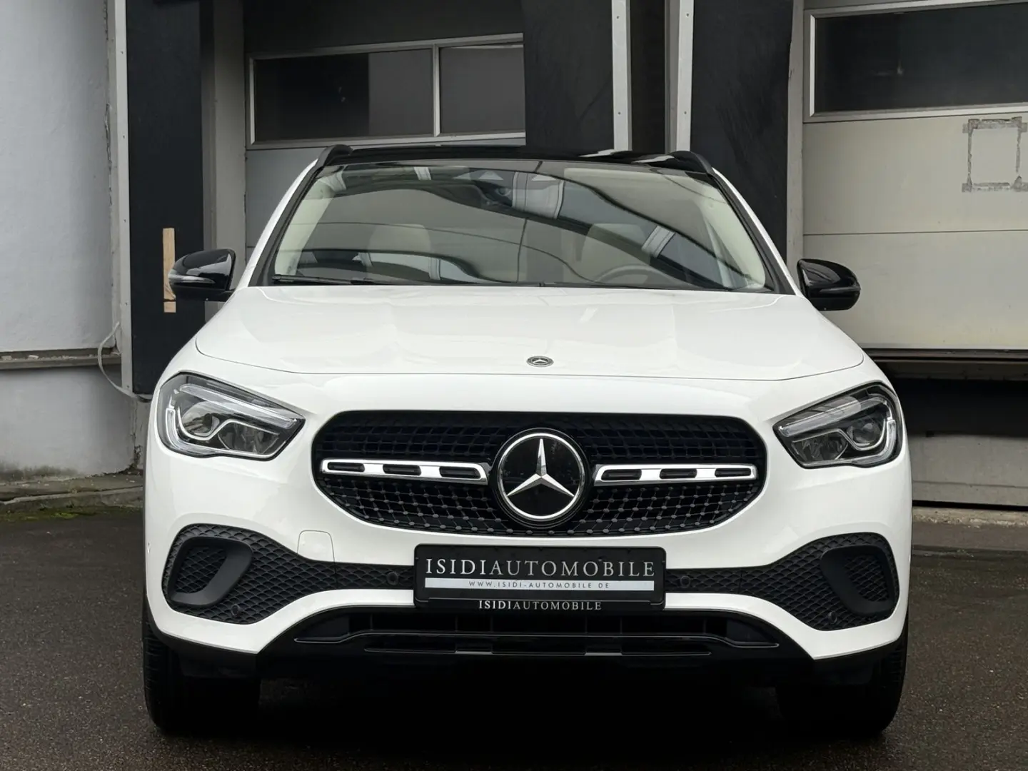GLA 200 Night LED Distronic Standheizung Kamera