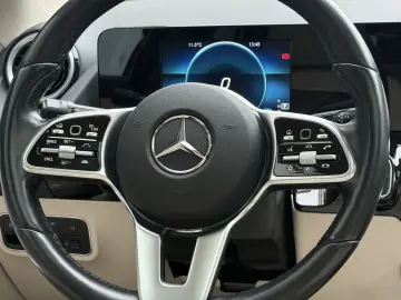 GLA 200 Night LED Distronic Standheizung Kamera
