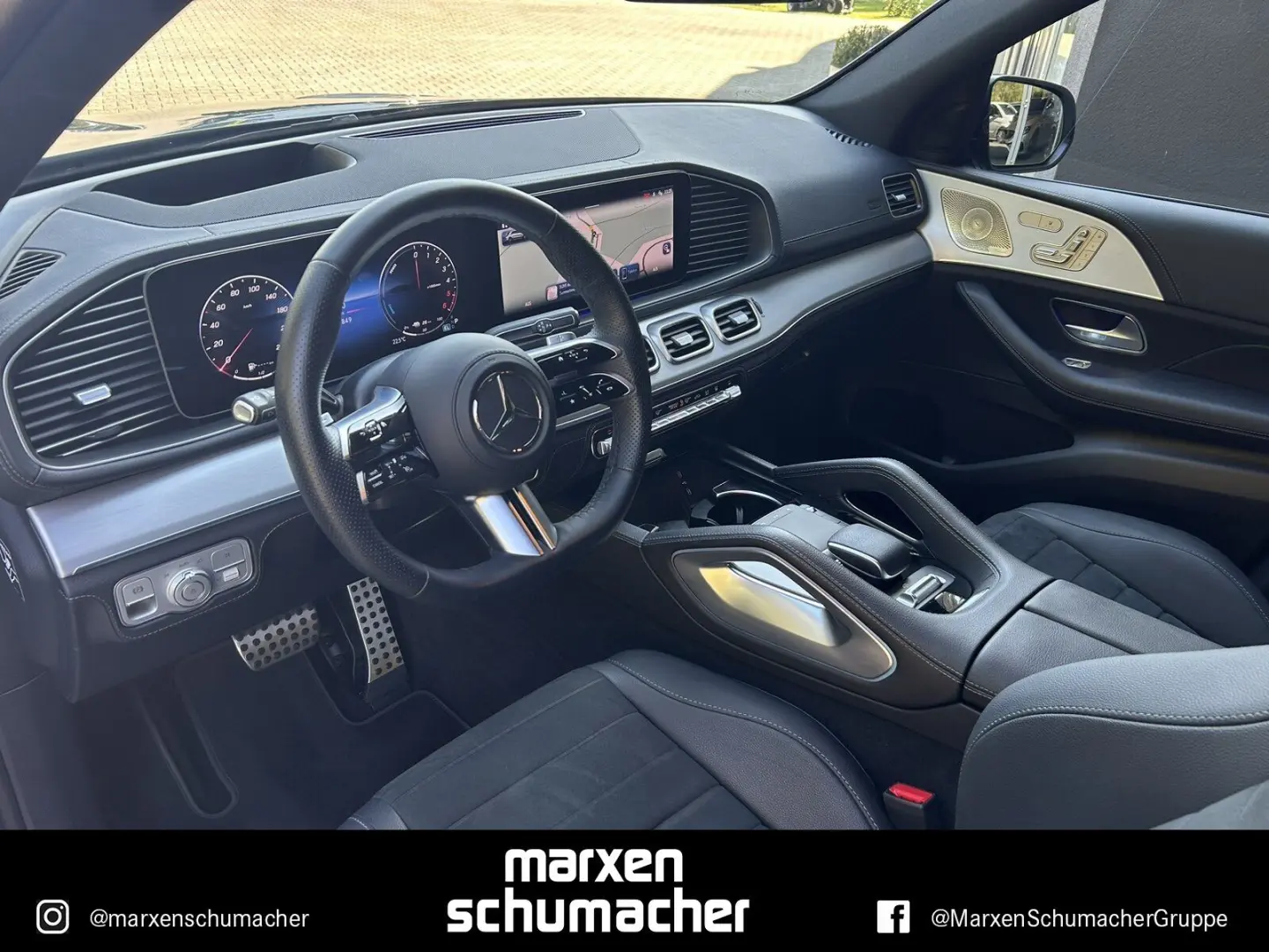 GLE 350 de 4M AMG Pano+AHK+Night+Memory+MY25+Dis