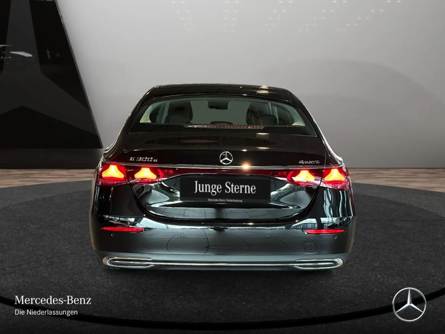 E 300 e 4M AVANTGARDE Advanced  AHK Keyless