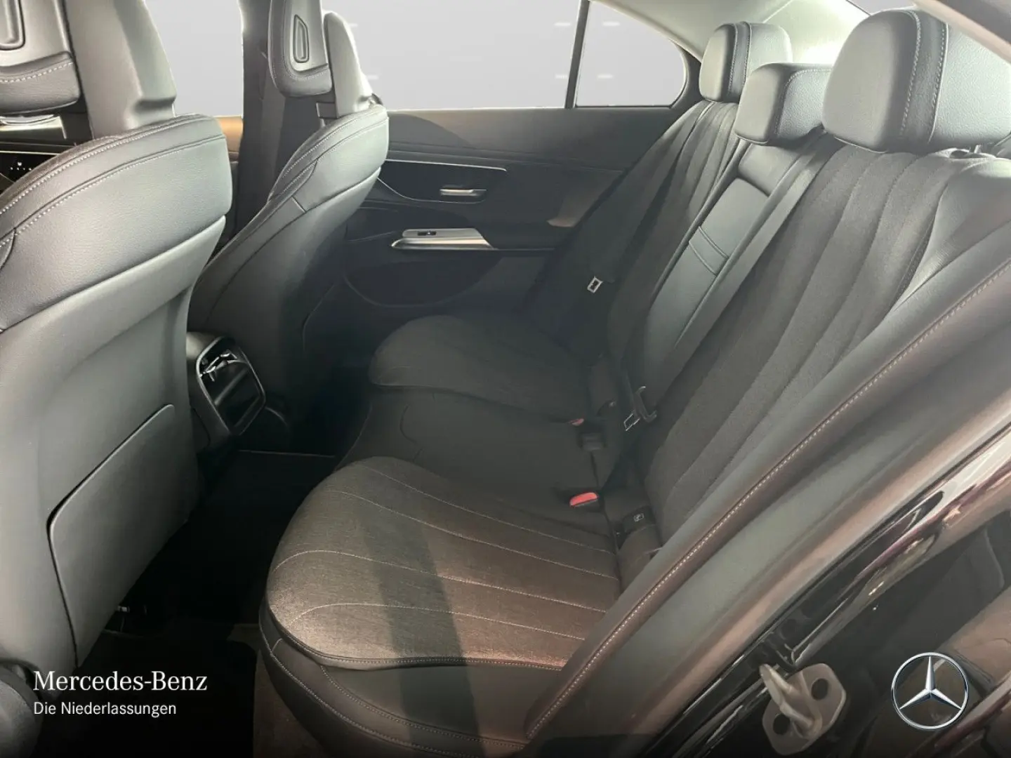 E 300 e 4M AVANTGARDE Advanced  AHK Keyless