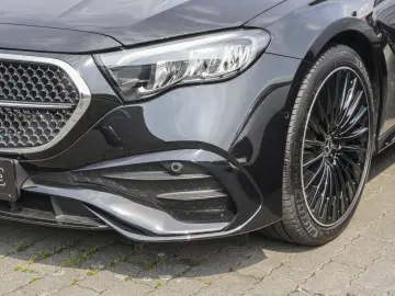 E 300 e AMG Distronic Rückfahrkamera MBUX LED