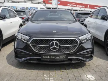 E 300 e AMG Distronic Rückfahrkamera MBUX LED