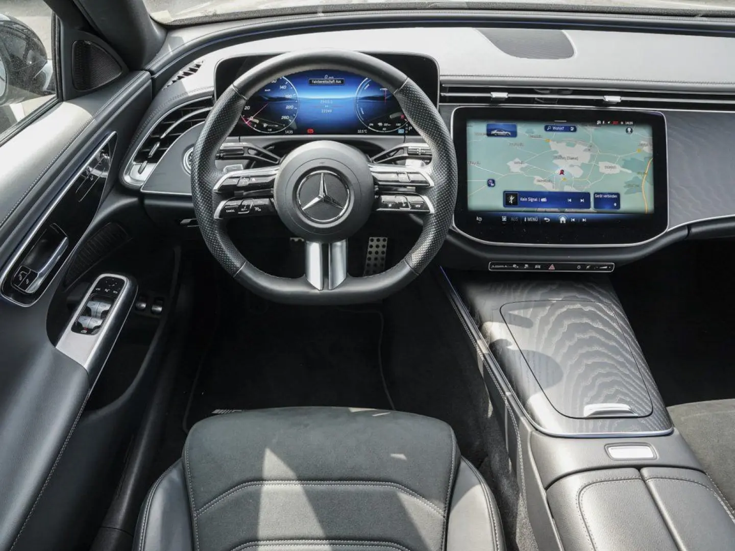 E 300 e AMG Distronic Rückfahrkamera MBUX LED