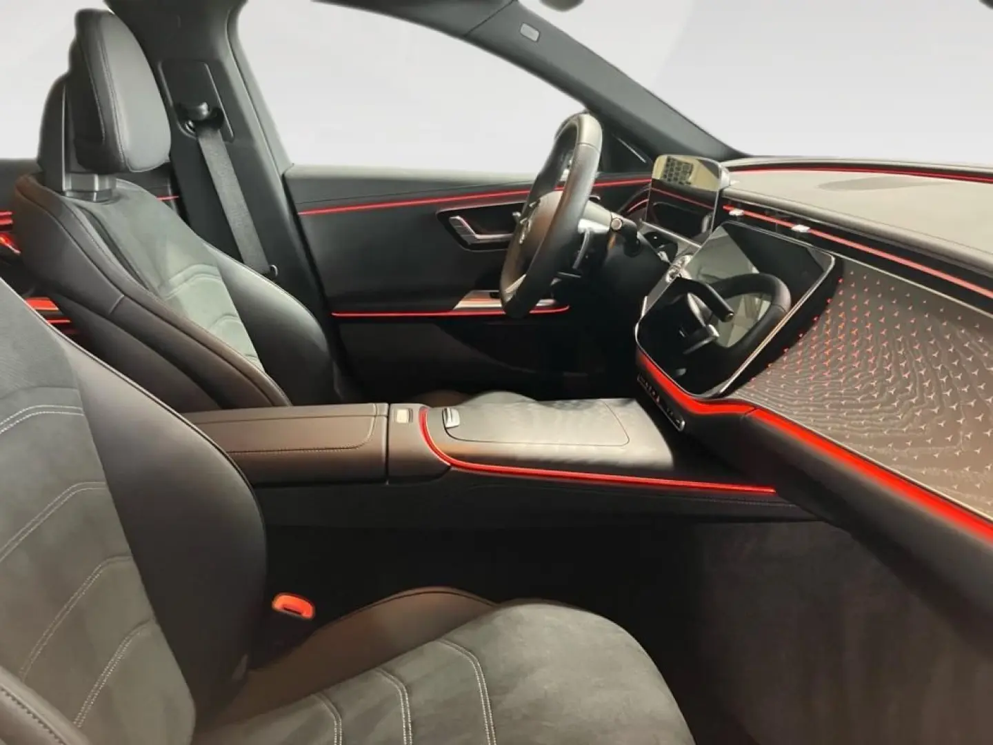 E 300 e AMG-Line DISTRONIC DIGITAL-LIGHT KEYLESS