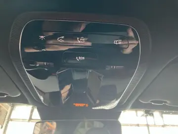 E 300 e AMG-Line DISTRONIC DIGITAL-LIGHT KEYLESS