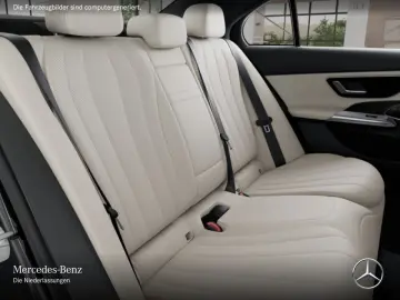 E 300 e Hybrid AMG 360  Pano Burmester Distr.