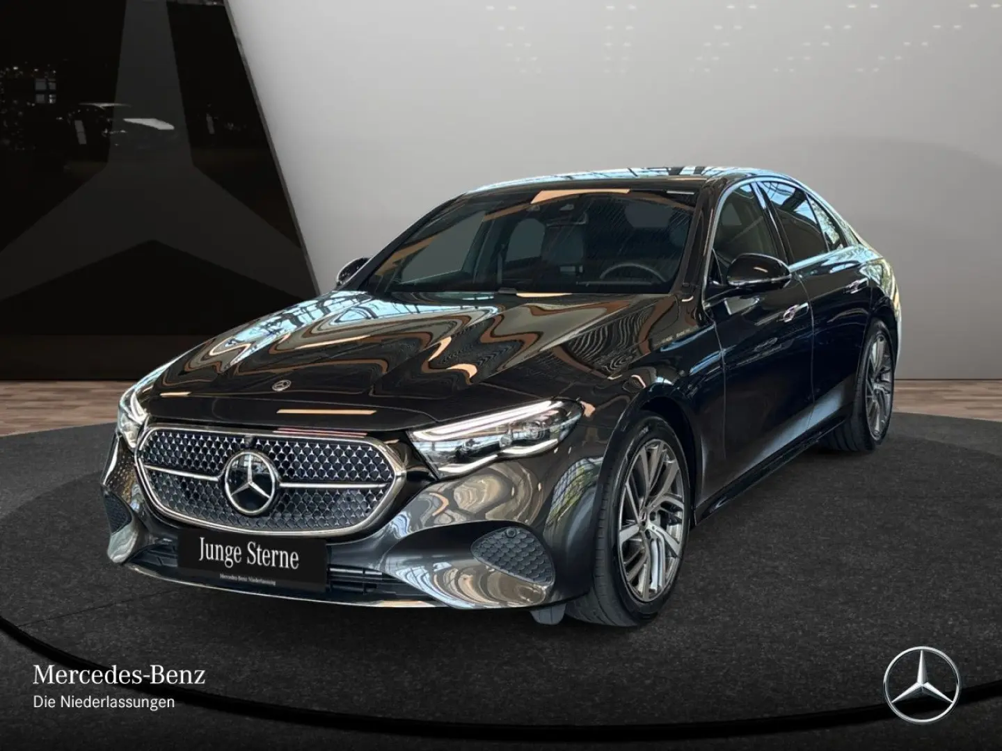 E 300 e Avantgarde Adv.  PANO SUPERSCREEN HA-L