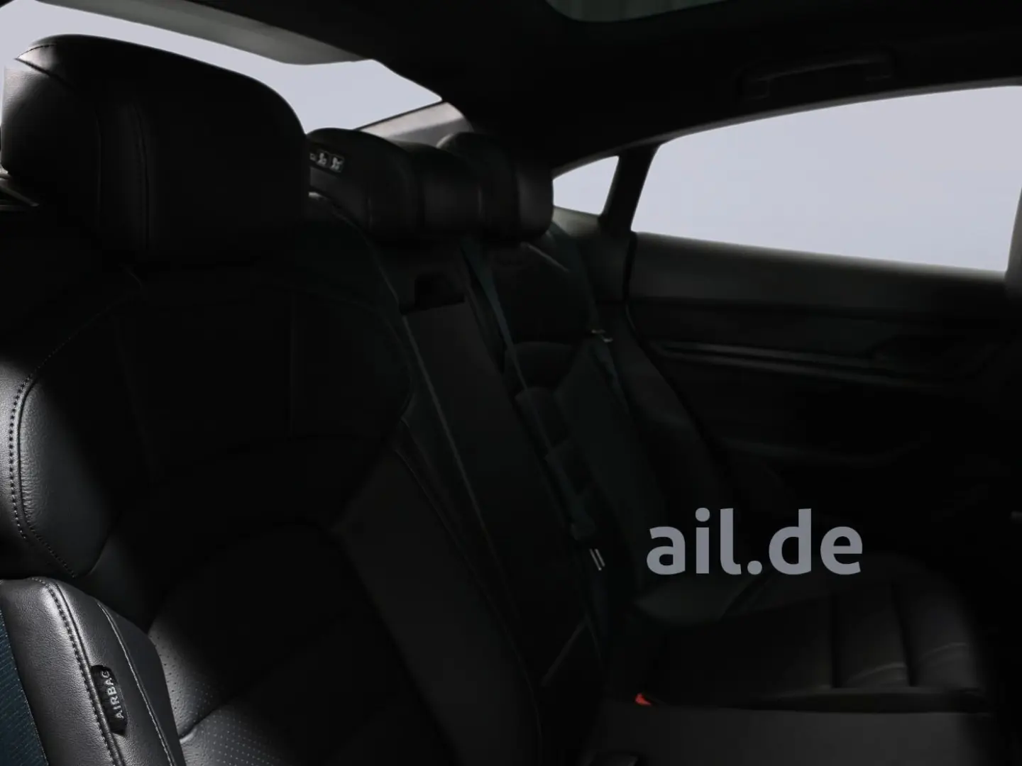 Taycan 4S Plus HUD LED Pano SpurW LM Navi