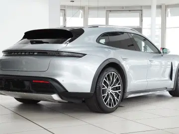 Taycan Cross Turismo 4 Turbo S Aero HUD Pano
