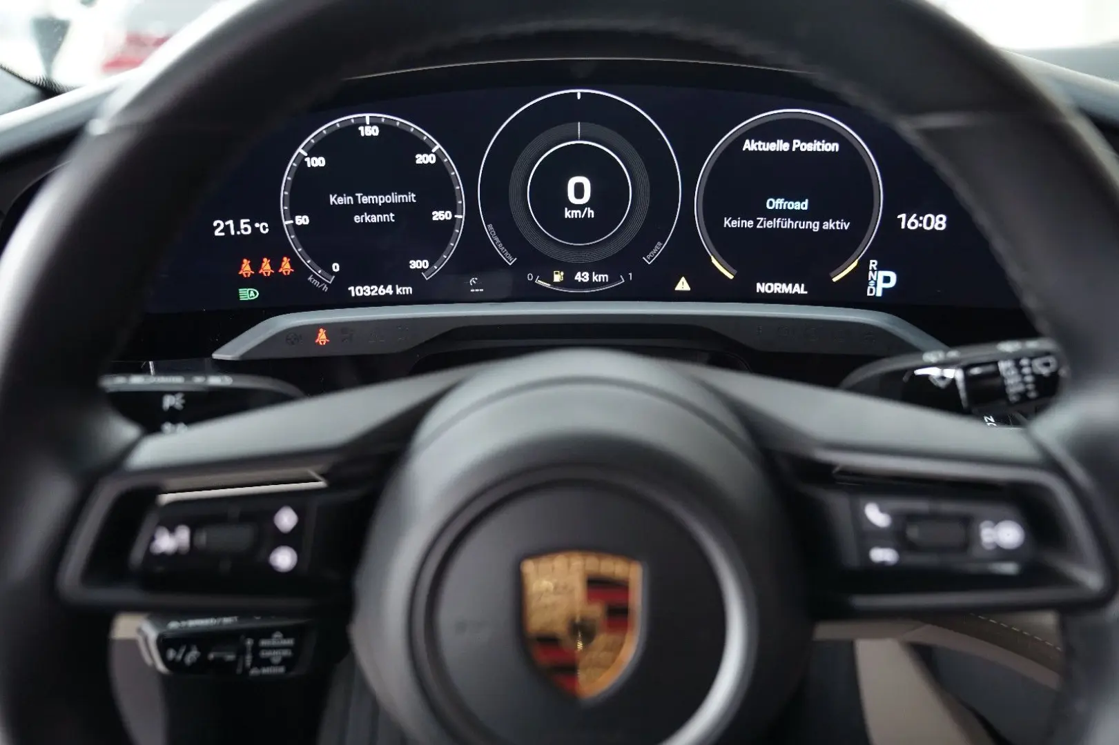 Taycan Cross Turismo 4 Turbo S Aero HUD Pano
