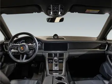 Panamera 4 E-Hybrid Sport Turismo Platinum Edition