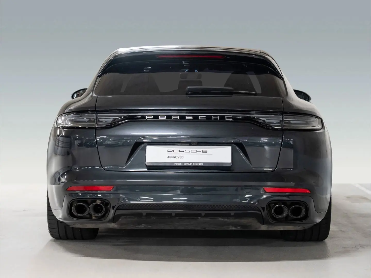 Panamera 4 E-Hybrid Sport Turismo Platinum Edition