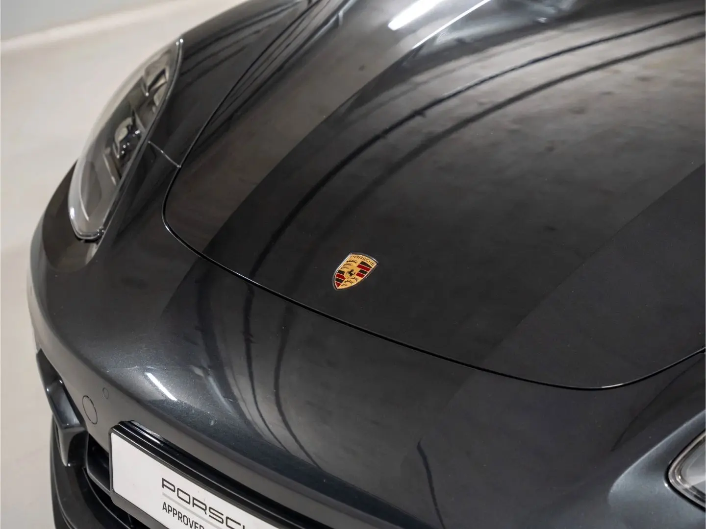 Panamera 4 E-Hybrid Sport Turismo Platinum Edition