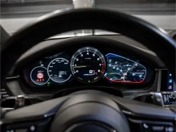 Panamera 4 E-Hybrid Sport Turismo Platinum Edition