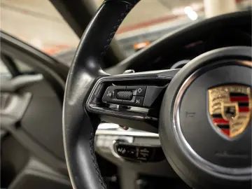 Panamera 4 E-Hybrid Sport Turismo Platinum Edition