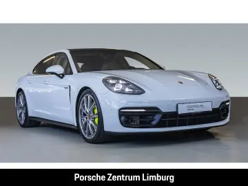 Panamera 4 E-Hybrid InnoDrive Head-Up Display